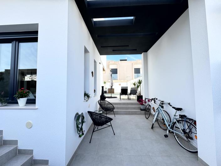 Image No.46-3 Bed Chalet for sale