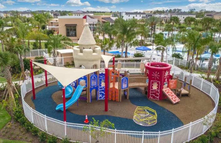 Image No.8-9 Bed House for sale