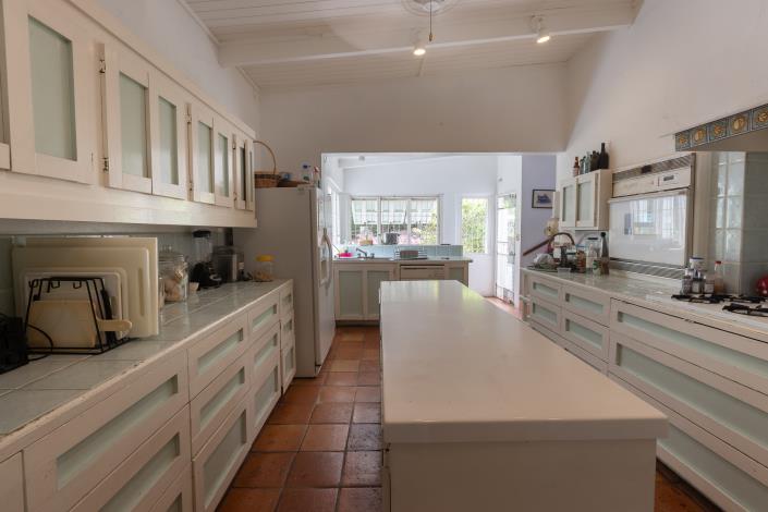 Image No.8-5 Bed House/Villa for sale