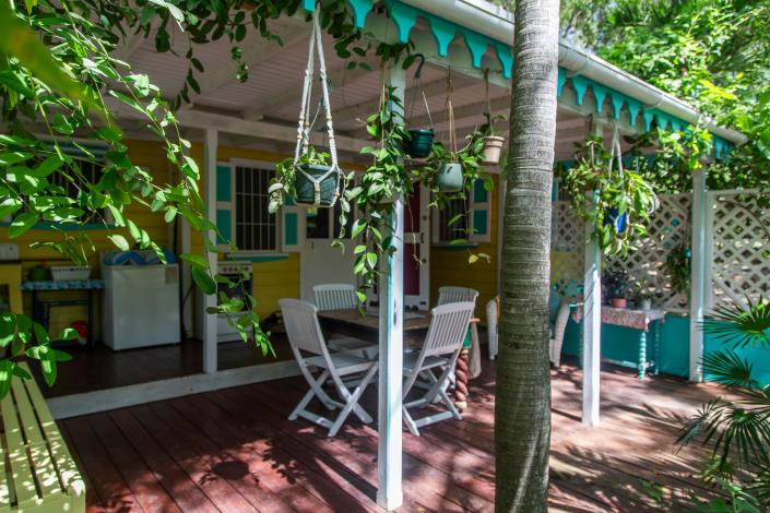 Image No.9-9 Bed Property for sale