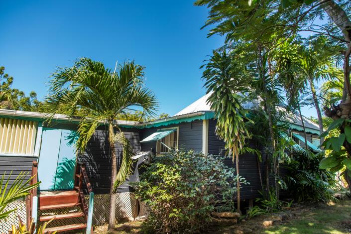 Image No.18-9 Bed Property for sale