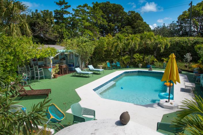 Image No.33-9 Bed Property for sale