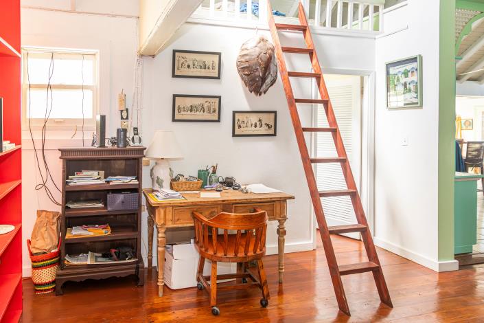 Image No.54-9 Bed Property for sale