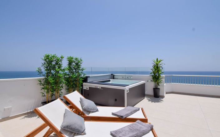 Image No.4-3 Bed Property for sale