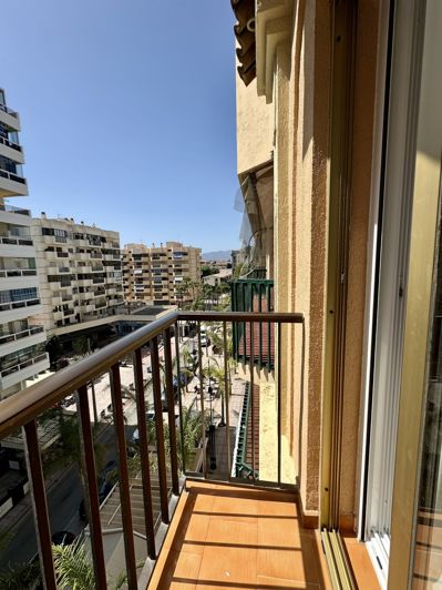 Image No.17-3 Bed Apartment for sale