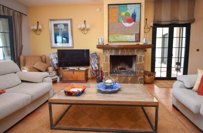 Image No.7-5 Bed Property for sale