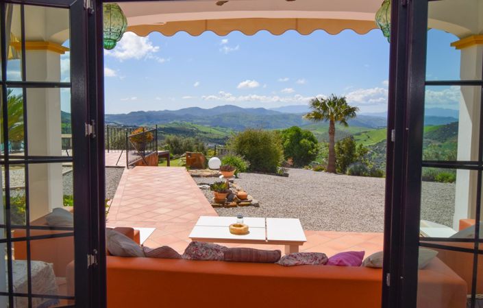 Image No.8-5 Bed Property for sale