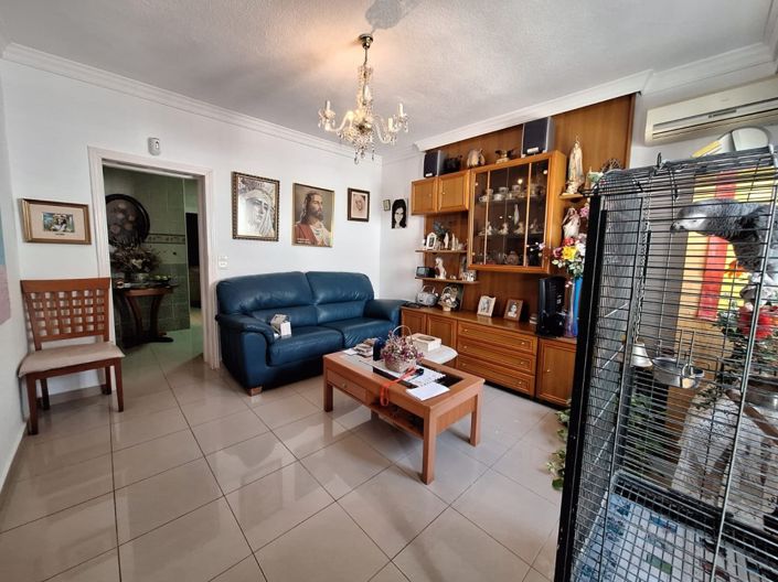 Image No.15-3 Bed Property for sale