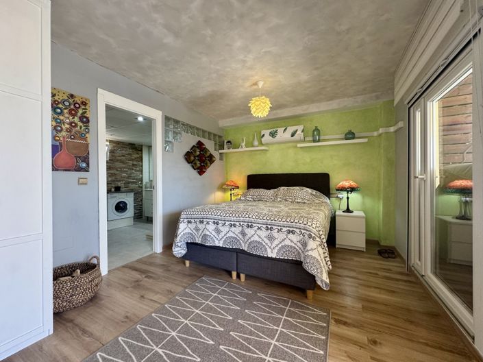 Image No.14-1 Bed Apartment for sale