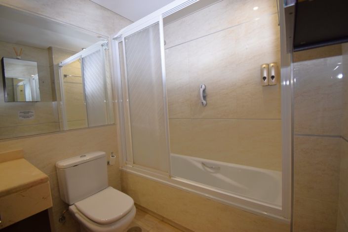 Image No.21-3 Bed Apartment for sale