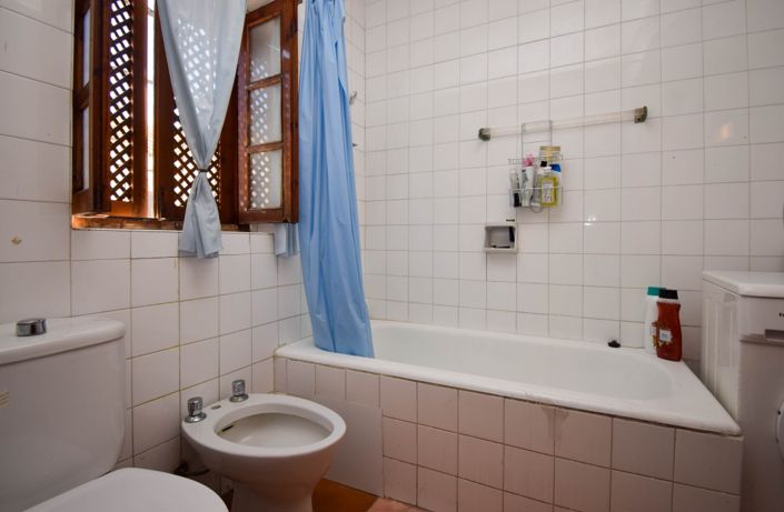 Image No.15-3 Bed Townhouse for sale