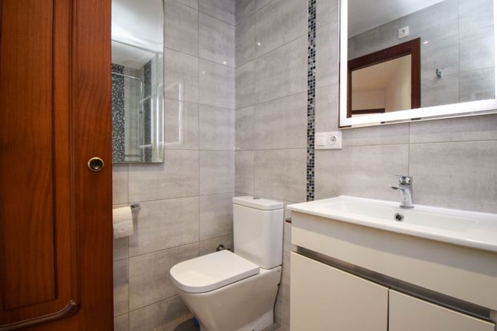 Image No.21-2 Bed Apartment for sale