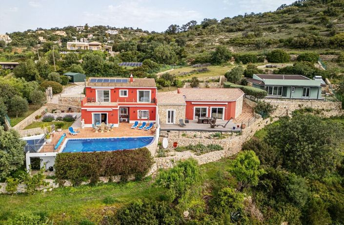 Image No.1-4 Bed Villa for sale