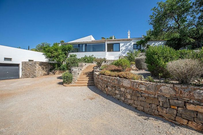 Image No.1-3 Bed Villa for sale