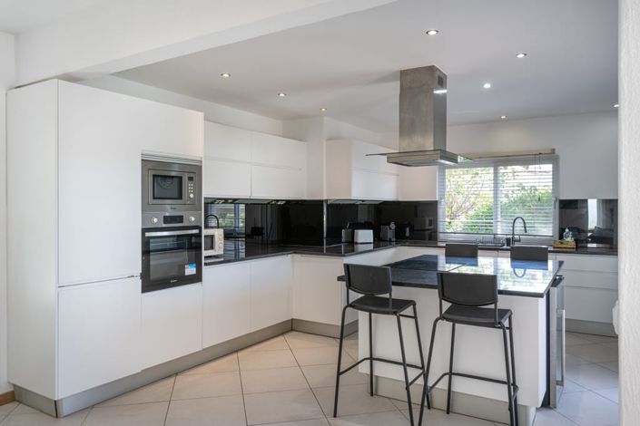 Image No.8-4 Bed Villa for sale