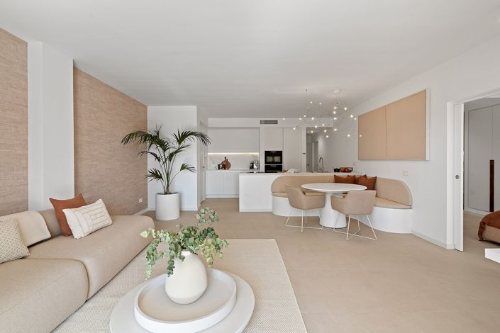 Image No.12-3 Bed Apartment for sale