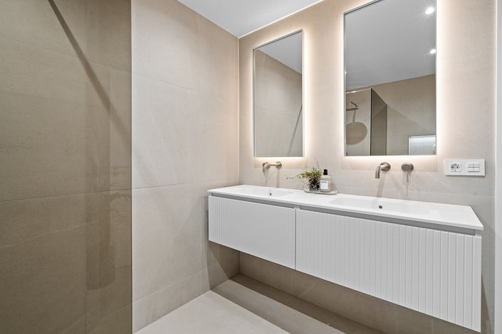 Image No.16-3 Bed Apartment for sale