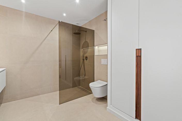 Image No.23-3 Bed Apartment for sale