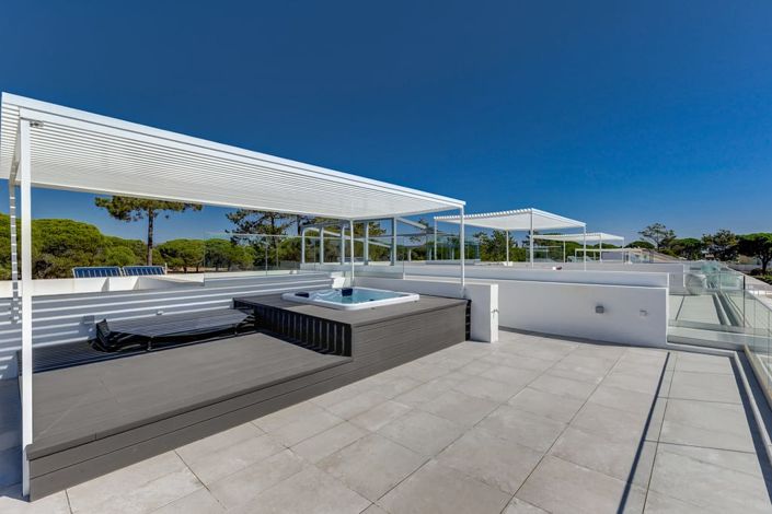 Image No.8-4 Bed Villa for sale