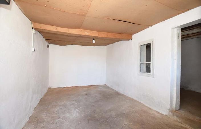 Image No.10-2 Bed House for sale