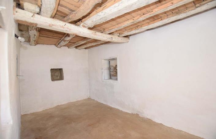 Image No.11-2 Bed House for sale