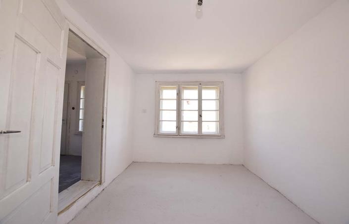 Image No.19-2 Bed House for sale