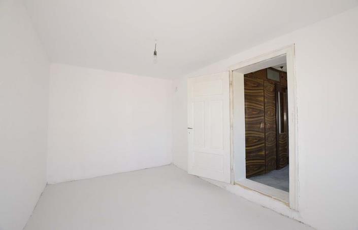 Image No.20-2 Bed House for sale