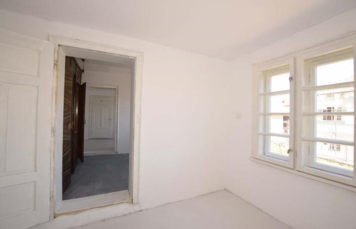 Image No.21-2 Bed House for sale