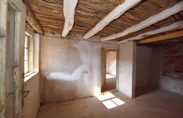 Image No.5-2 Bed House for sale