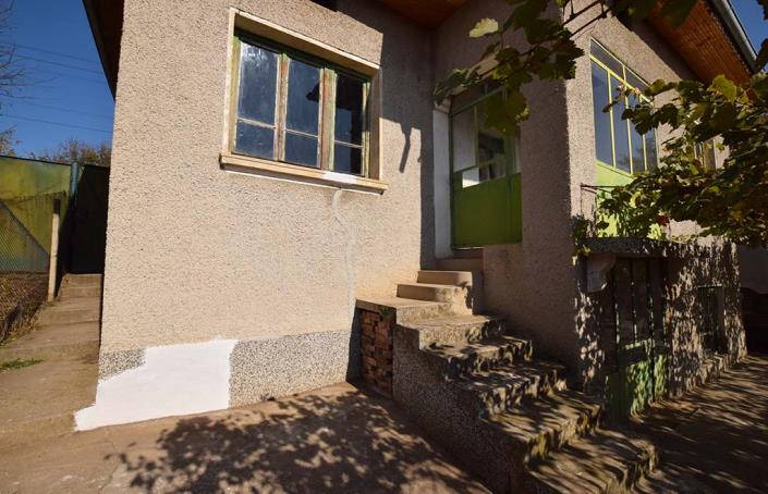 Image No.8-3 Bed House for sale