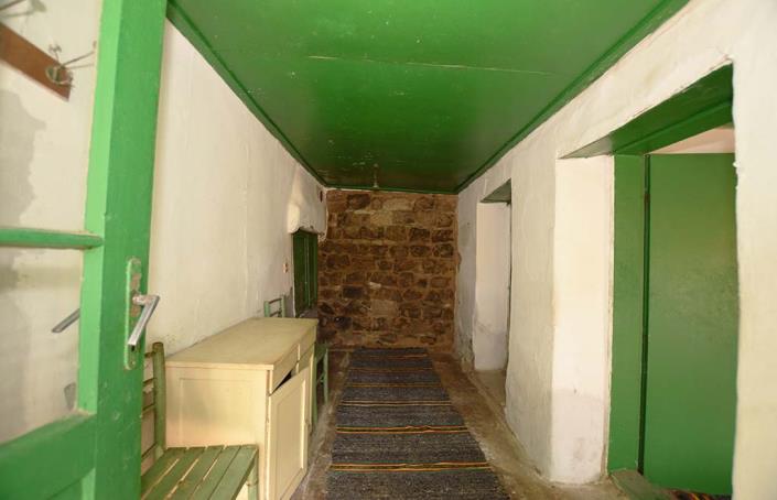 Image No.9-3 Bed House for sale