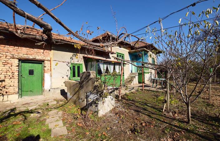 Image No.8-2 Bed House for sale