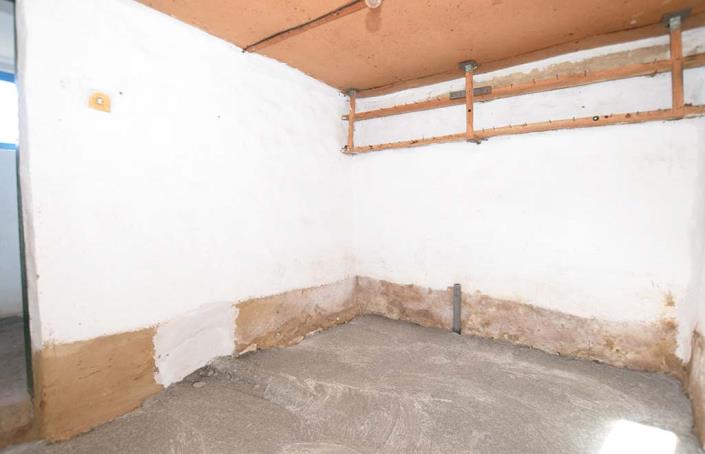 Image No.17-2 Bed House for sale