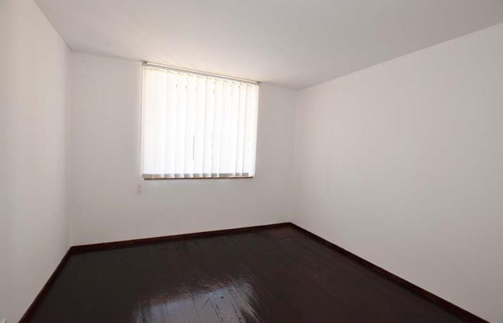 Image No.16-4 Bed House for sale