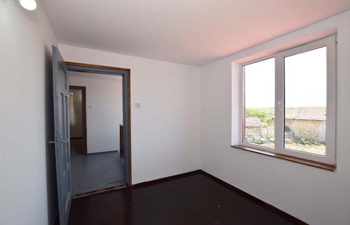 Image No.29-4 Bed House for sale