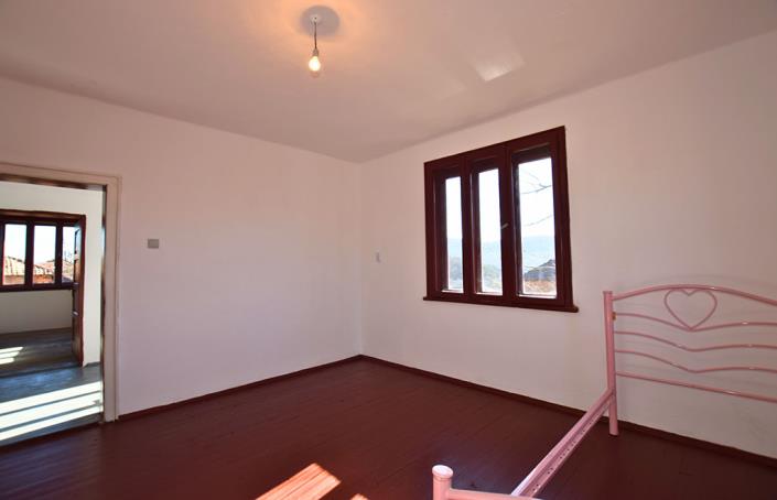 Image No.28-3 Bed House for sale