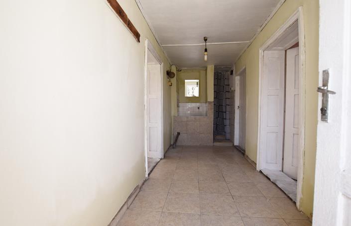 Image No.10-3 Bed House for sale