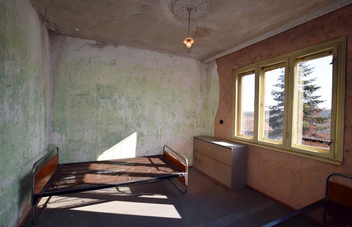 Image No.14-3 Bed House for sale