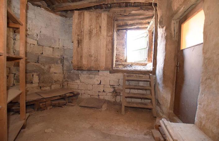 Image No.20-3 Bed House for sale