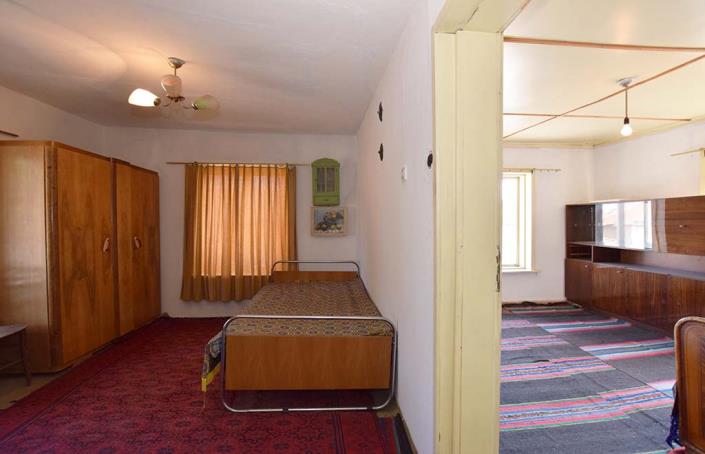 Image No.29-3 Bed House for sale