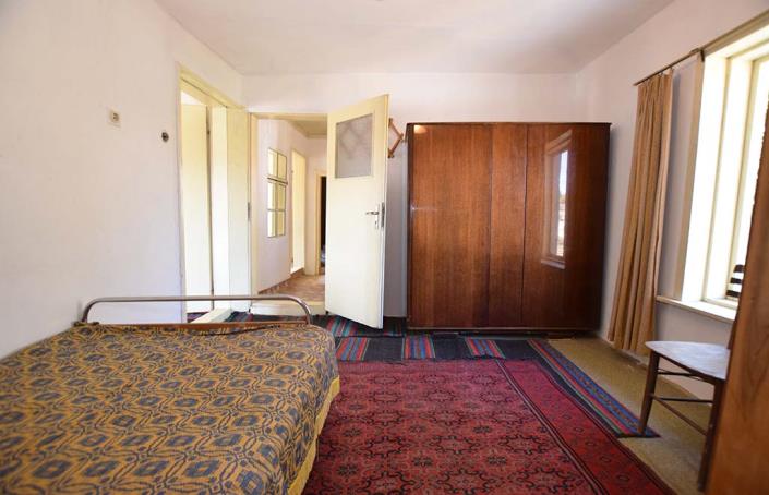 Image No.32-3 Bed House for sale