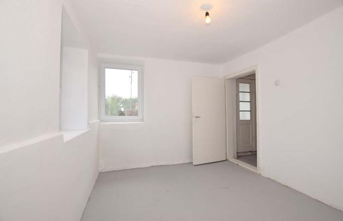 Image No.13-2 Bed House for sale