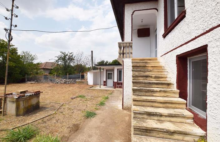 Image No.25-2 Bed House for sale