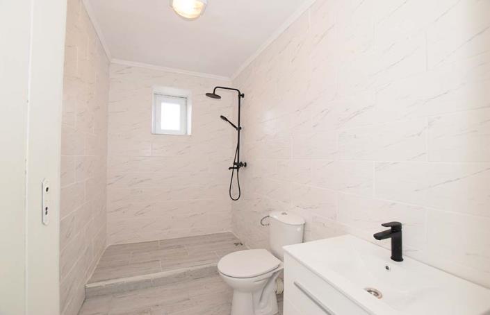 Image No.38-2 Bed House for sale