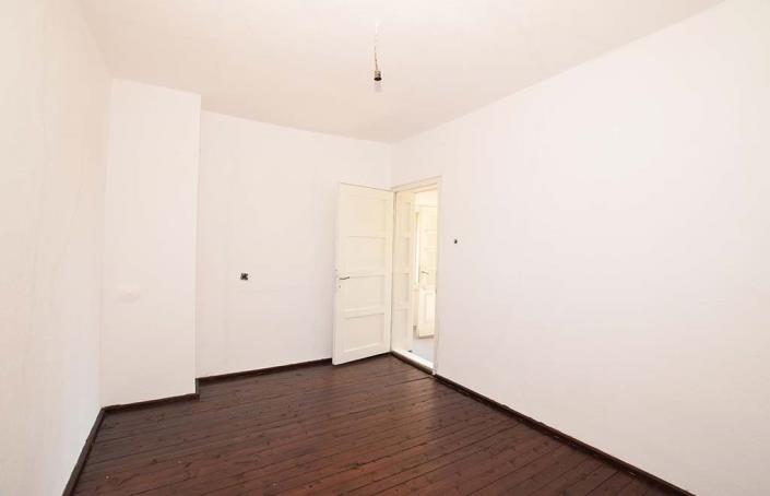 Image No.18-3 Bed House for sale