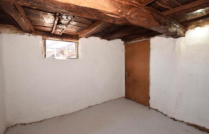 Image No.24-3 Bed House for sale