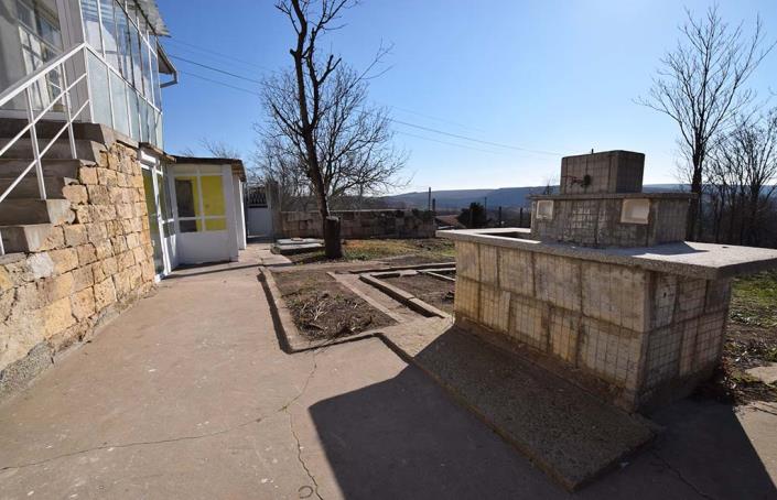 Image No.10-2 Bed House for sale