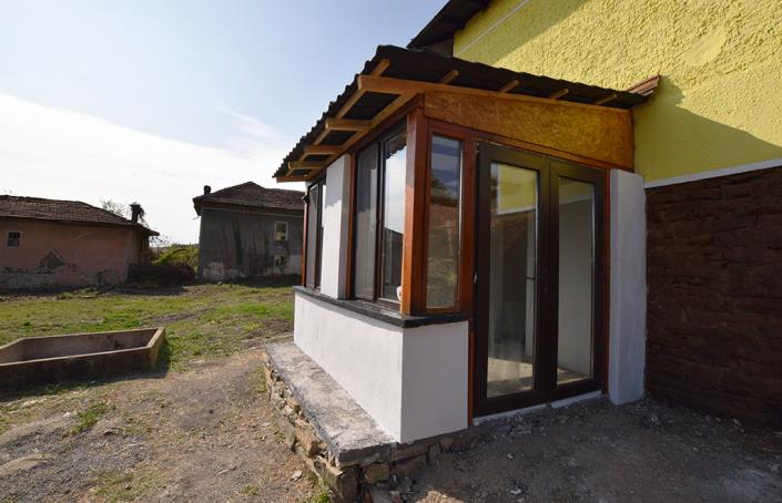 Image No.9-2 Bed House for sale