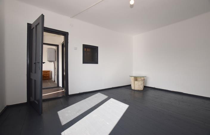 Image No.31-2 Bed House for sale