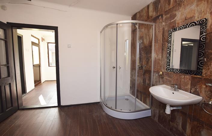 Image No.34-2 Bed House for sale